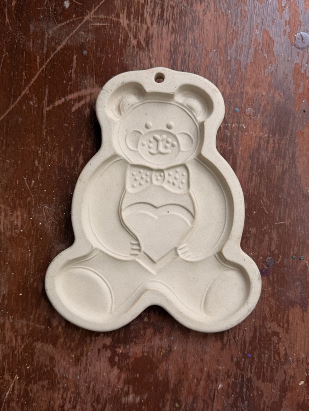 Pampered Chef Teddy Bear With Heart Art Stoneware Cookie Mold 1991 6" Baking